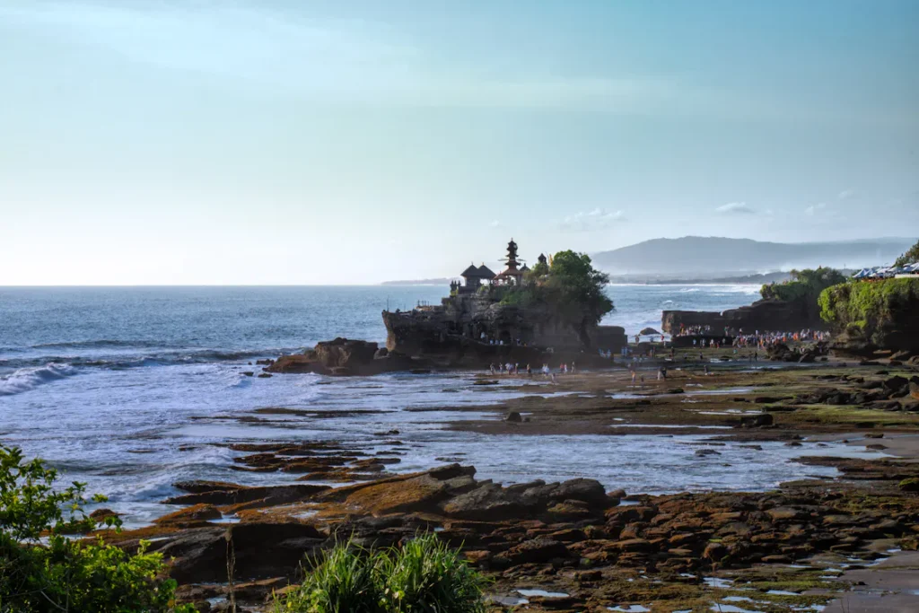 Tanah Lot Bali - gambar berkualitas